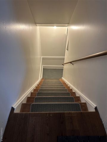 4 Marian Court, Warwick, NY 10990