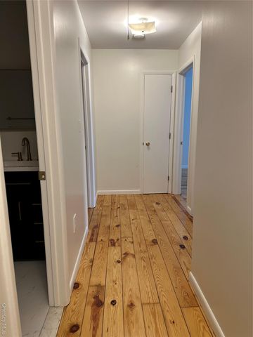 4 Marian Court, Warwick, NY 10990