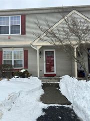 4 Marian Court, Warwick, NY 10990