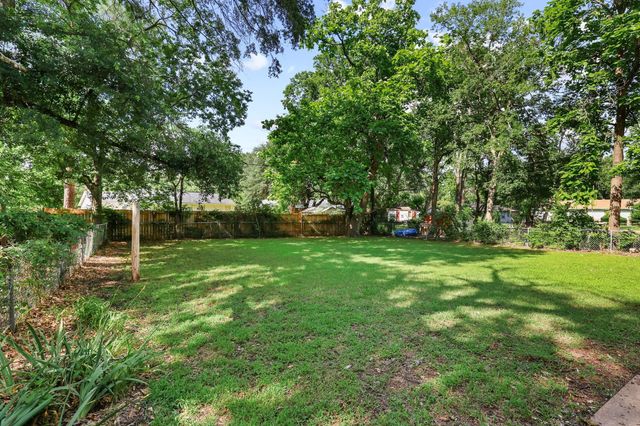 311 Boyd Loop, Bonham, TX 75418