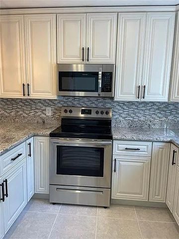 1424 CHESTERFIELD DRIVE, Dunedin, FL 34698