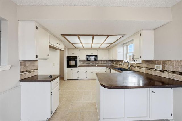 411 Telstar Street, Norman, OK 73069