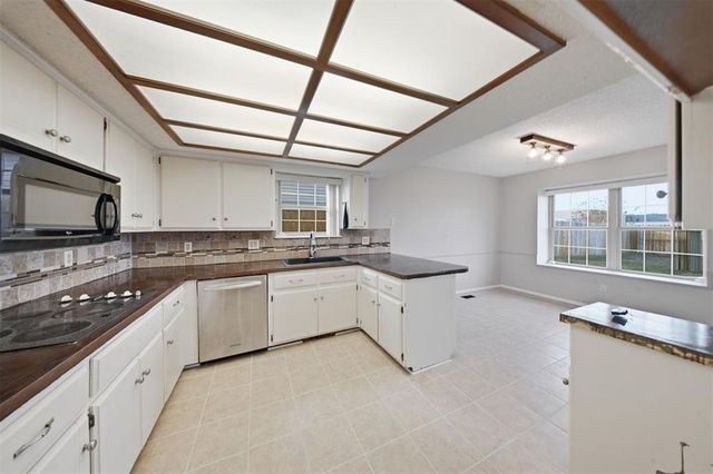 411 Telstar Street, Norman, OK 73069