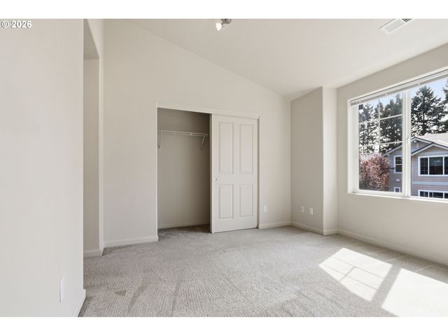 10525 Ne CEDAR FALLS Loop, Hillsboro, OR 97006