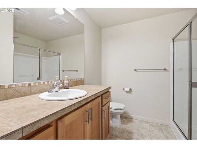 10525 Ne CEDAR FALLS Loop, Hillsboro, OR 97006