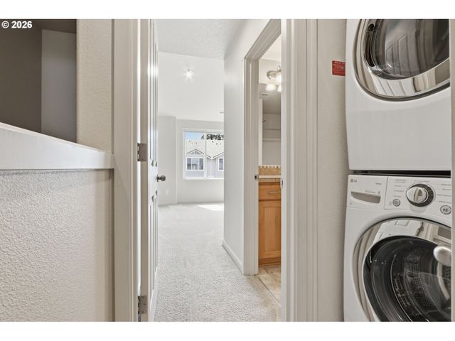 10525 Ne CEDAR FALLS Loop, Hillsboro, OR 97006