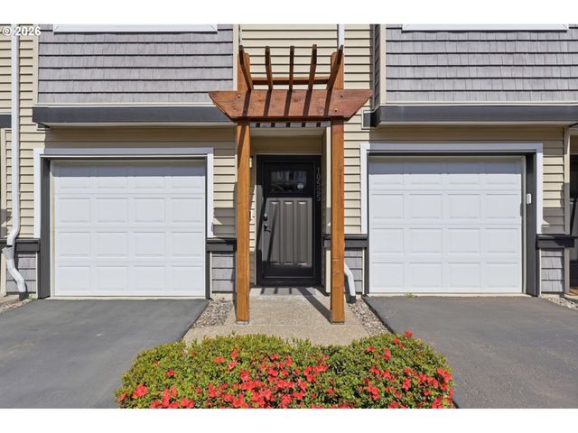 10525 Ne CEDAR FALLS Loop, Hillsboro, OR 97006