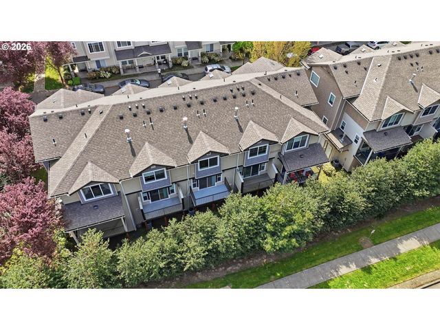10525 Ne CEDAR FALLS Loop, Hillsboro, OR 97006