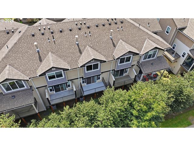 10525 Ne CEDAR FALLS Loop, Hillsboro, OR 97006