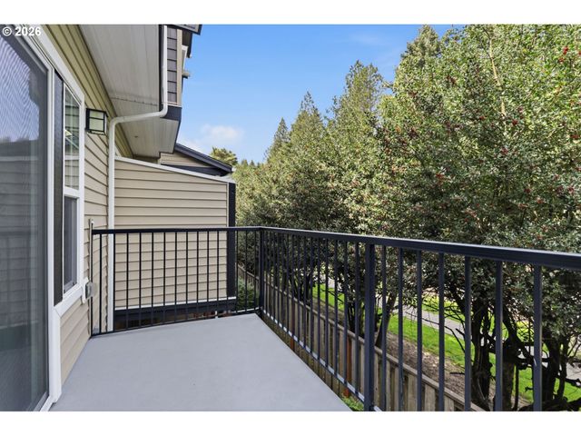 10525 Ne CEDAR FALLS Loop, Hillsboro, OR 97006