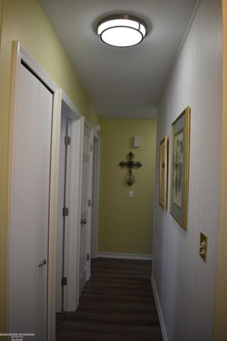 37322 Charter Oaks Boulevard Building 11, Clinton Township, MI 48036