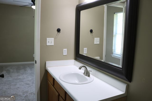 45 Hedgerose Drive, Newnan, GA 30265