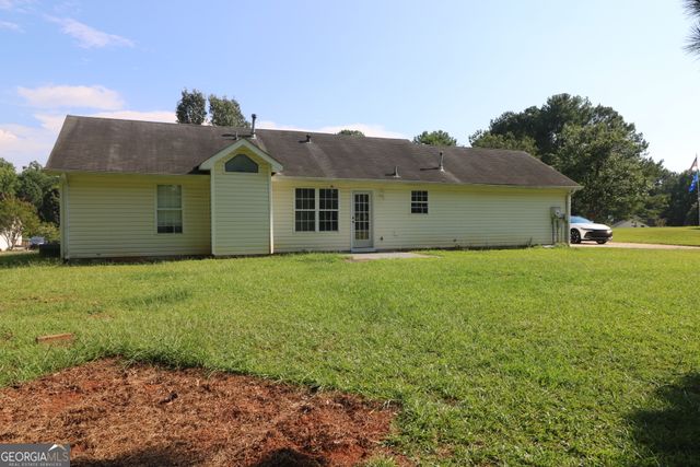 45 Hedgerose Drive, Newnan, GA 30265