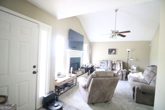 45 Hedgerose Drive, Newnan, GA 30265