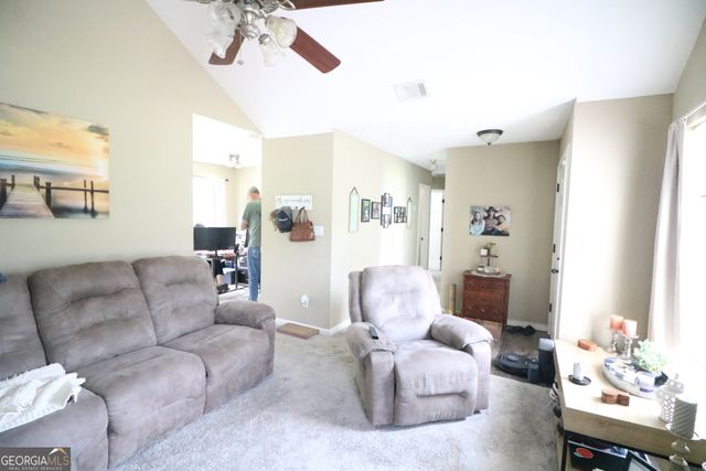 45 Hedgerose Drive, Newnan, GA 30265