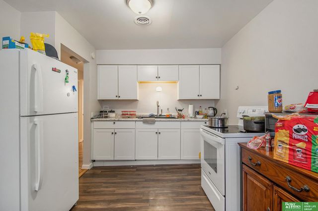 2416 S 16th Street, Omaha, NE 68108