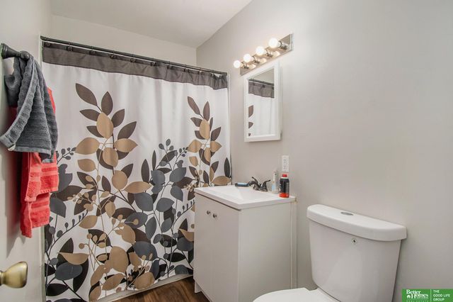 2416 S 16th Street, Omaha, NE 68108