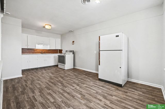 2416 S 16th Street, Omaha, NE 68108