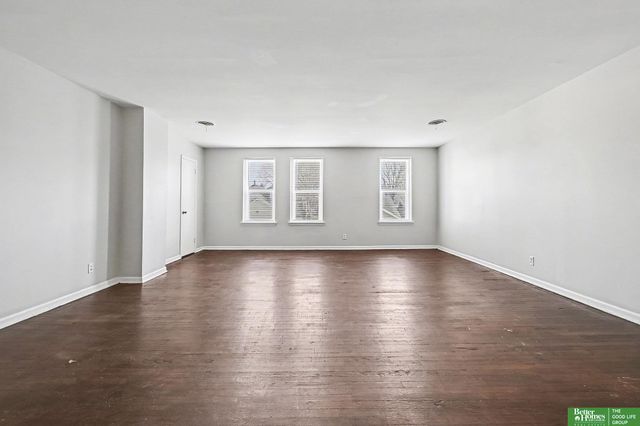 2416 S 16th Street, Omaha, NE 68108