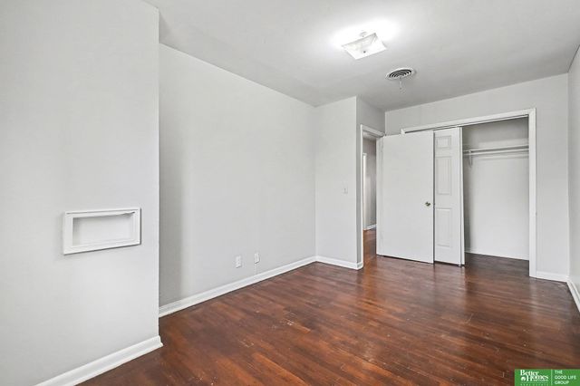 2416 S 16th Street, Omaha, NE 68108