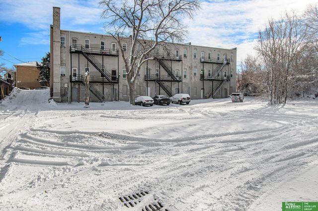 2416 S 16th Street, Omaha, NE 68108