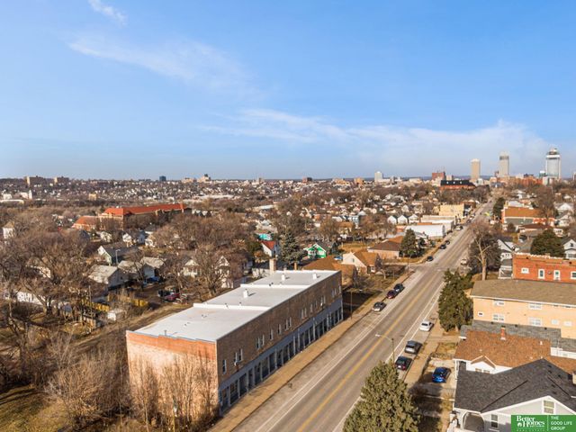 2416 S 16th Street, Omaha, NE 68108