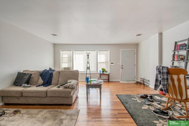 2416 S 16th Street, Omaha, NE 68108