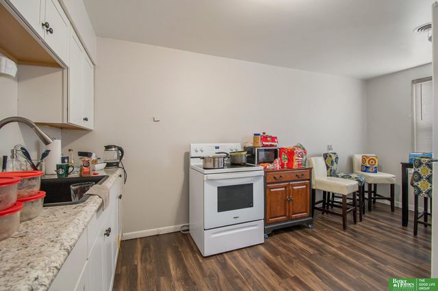 2416 S 16th Street, Omaha, NE 68108