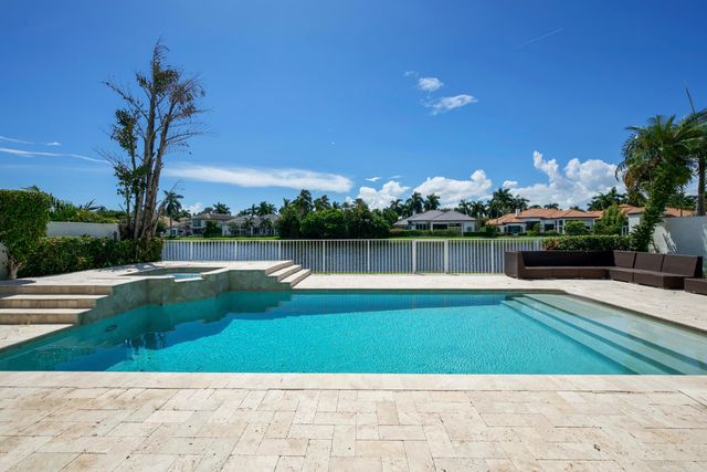 3508 NW Clubside Circle, Boca Raton, FL 33496