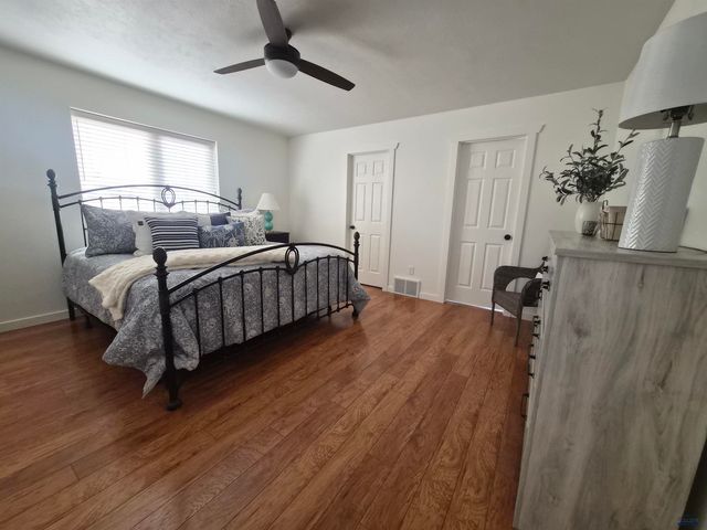 2702 WILDHORSE DR, Rapid City, SD 57703