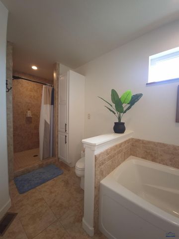2702 WILDHORSE DR, Rapid City, SD 57703