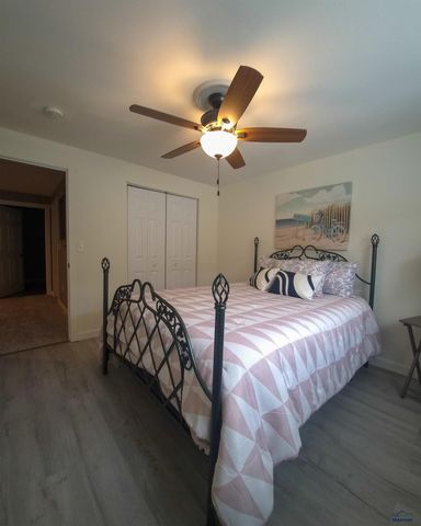 2702 WILDHORSE DR, Rapid City, SD 57703