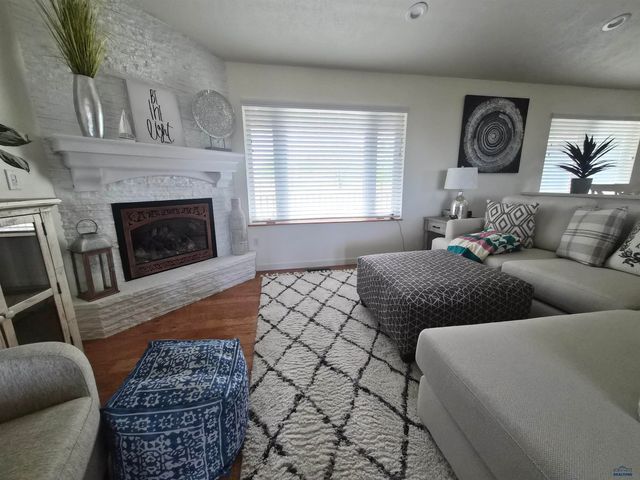 2702 WILDHORSE DR, Rapid City, SD 57703