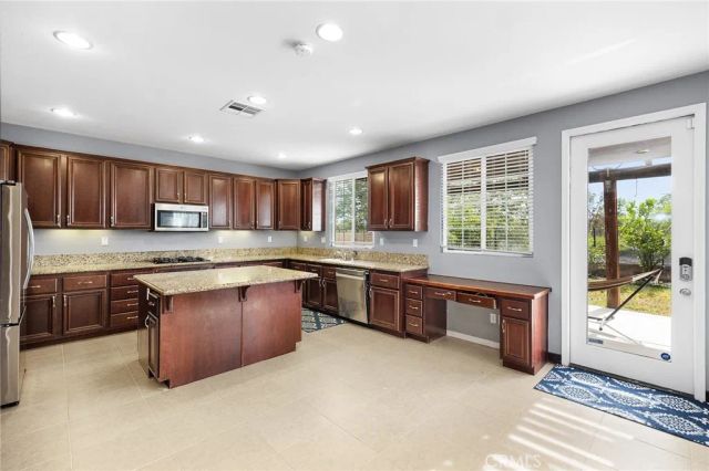 31739 Brentworth Street, Menifee, CA 92584