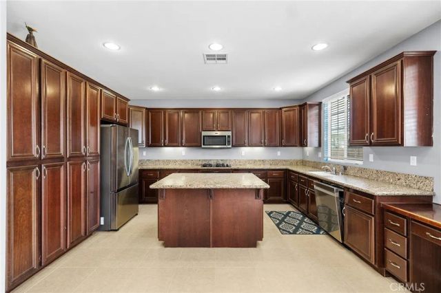 31739 Brentworth Street, Menifee, CA 92584