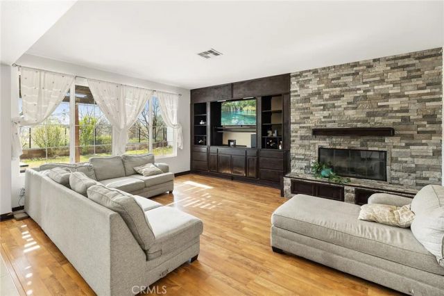 31739 Brentworth Street, Menifee, CA 92584