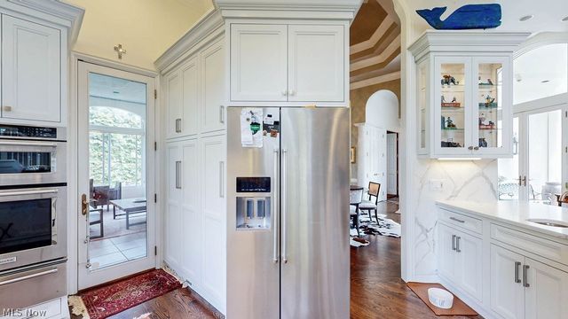 21121 S Woodland Road, Shaker Heights, OH 44122