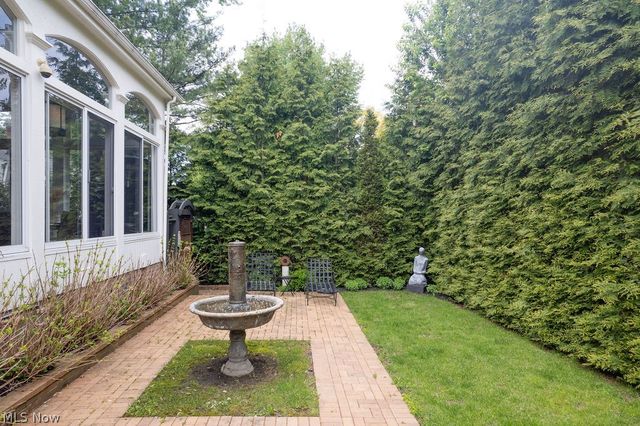 21121 S Woodland Road, Shaker Heights, OH 44122