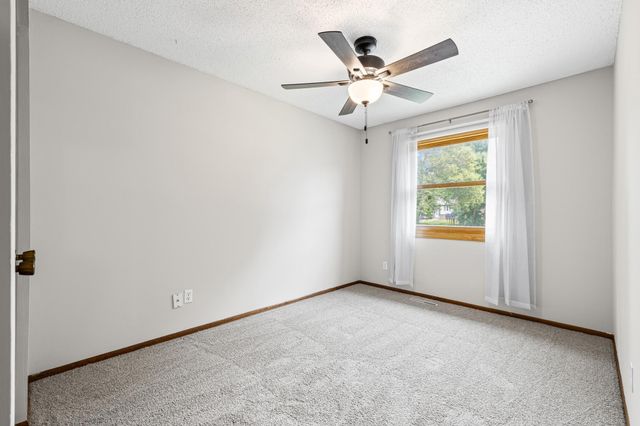 3531 Pilgrim Lane N, Plymouth, MN 55441
