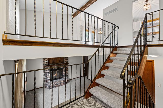 3531 Pilgrim Lane N, Plymouth, MN 55441