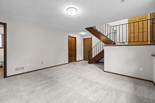 3531 Pilgrim Lane N, Plymouth, MN 55441