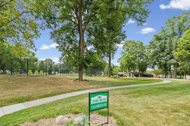 3531 Pilgrim Lane N, Plymouth, MN 55441