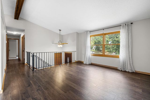 3531 Pilgrim Lane N, Plymouth, MN 55441