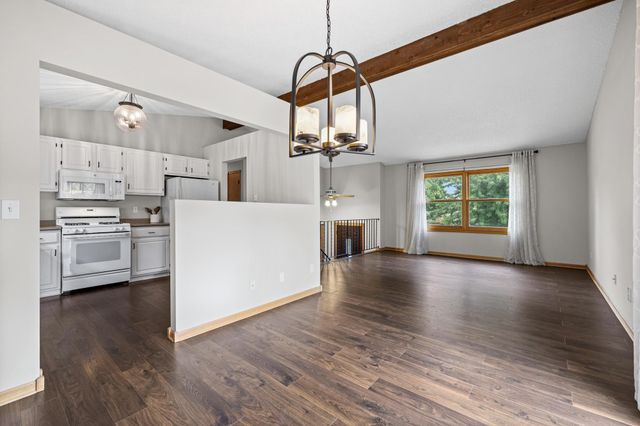 3531 Pilgrim Lane N, Plymouth, MN 55441