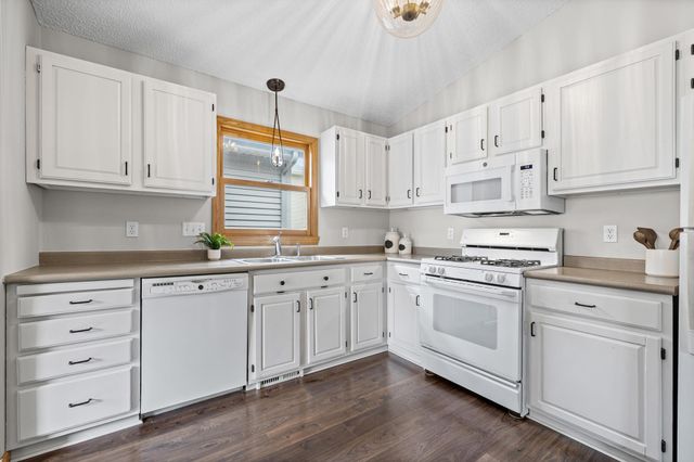3531 Pilgrim Lane N, Plymouth, MN 55441