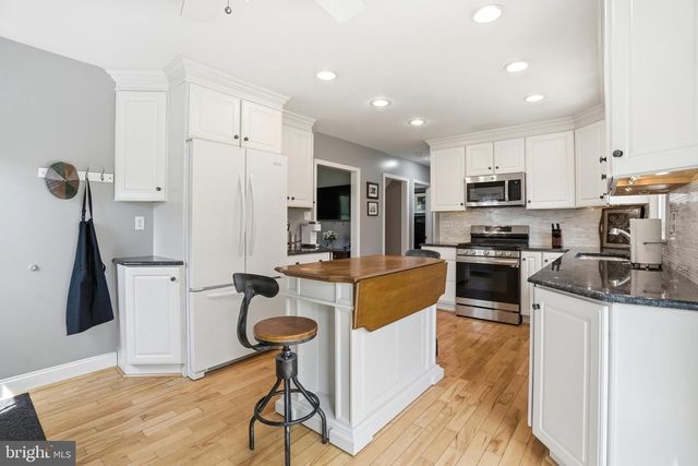 312 STURGIS RD, Harleysville, PA 19438