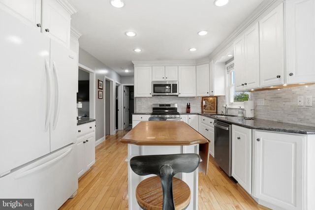 312 STURGIS RD, Harleysville, PA 19438