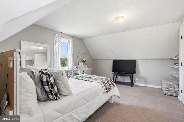 312 STURGIS RD, Harleysville, PA 19438