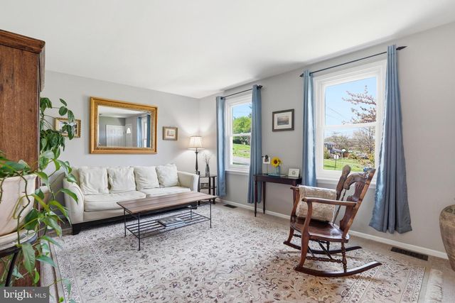 312 STURGIS RD, Harleysville, PA 19438