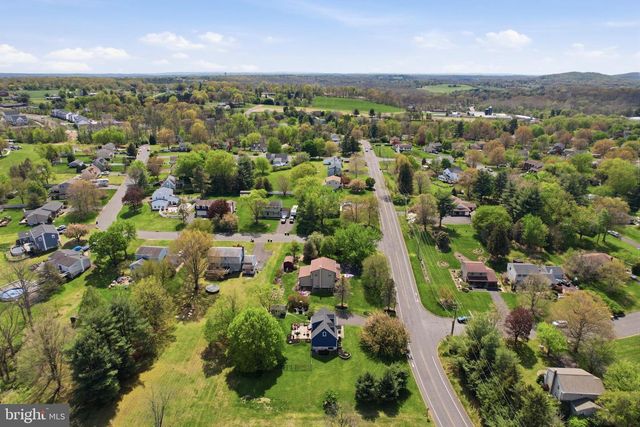 312 STURGIS RD, Harleysville, PA 19438